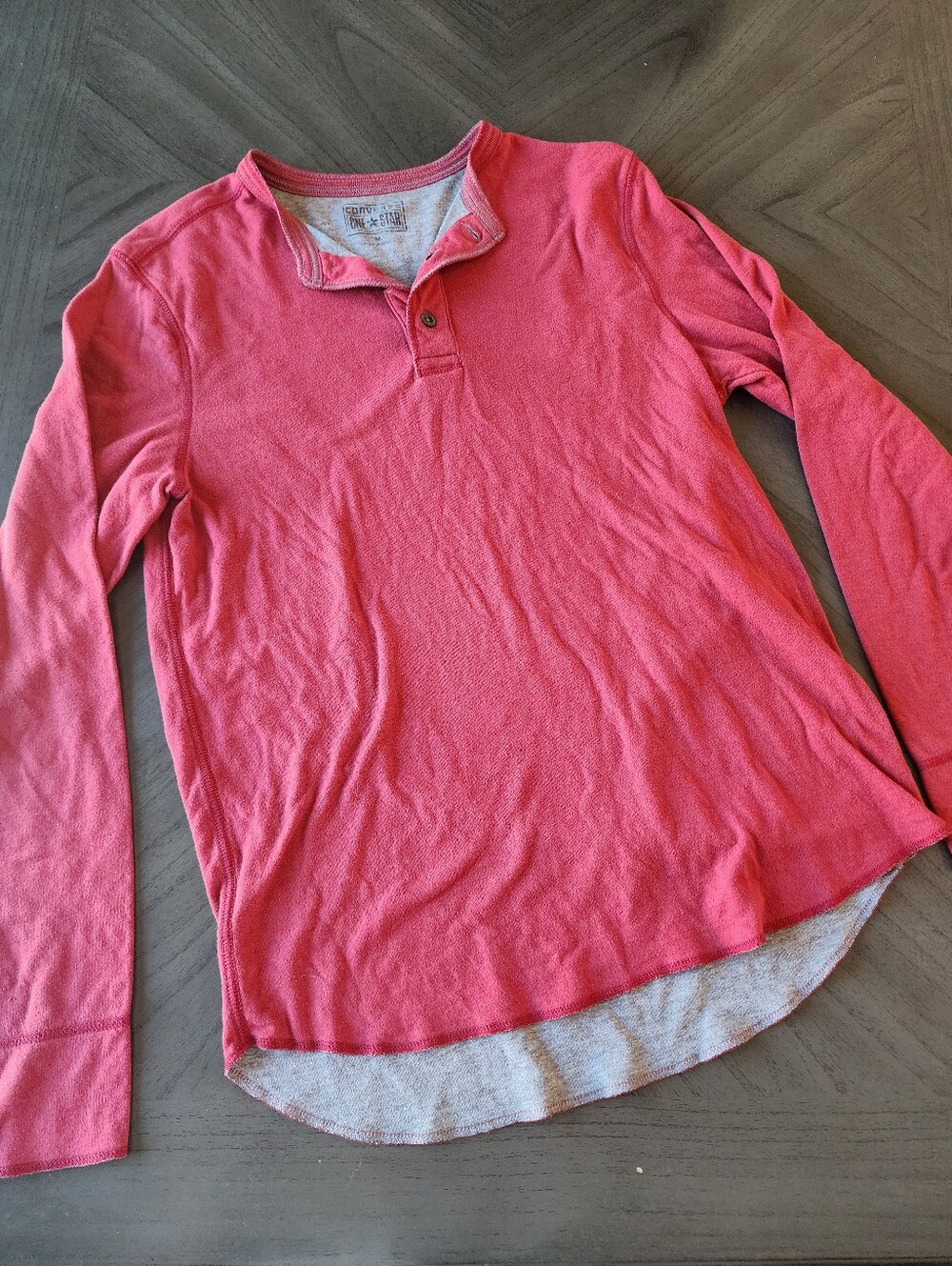 Converse Men's Long-Sleeve Red Henley Size M